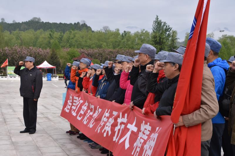 北京新四军研究会赴邢台抗大陈列馆开展党建活动